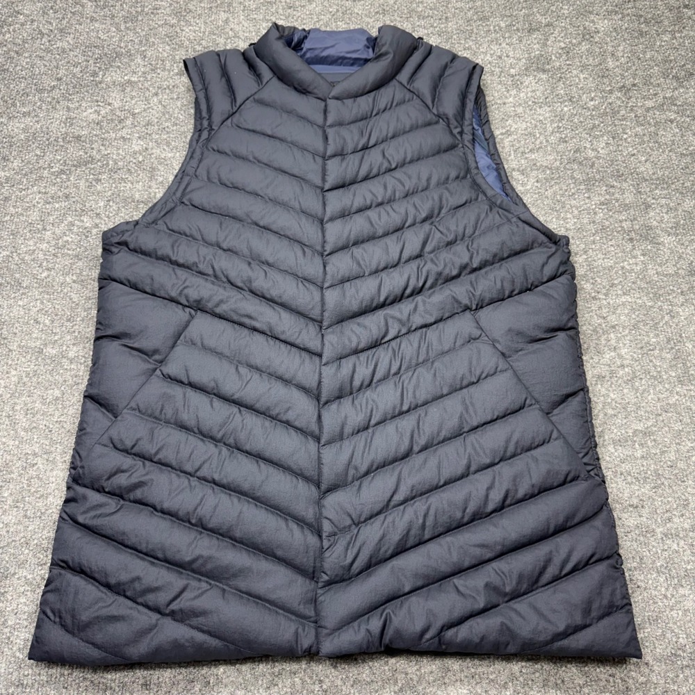 Lululemon Down For It All Vest Mens Medium Navy Blue Puffer Snap Front CA 35801